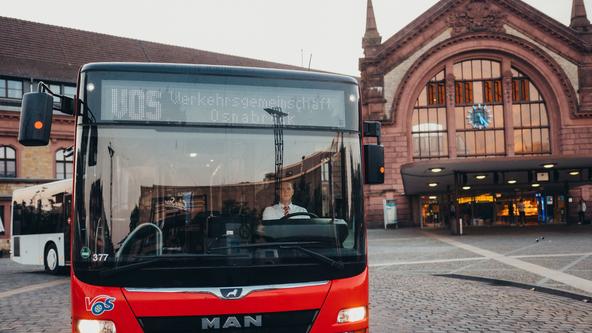 Bus der VOS am Hauptbahnhof Osnabrück